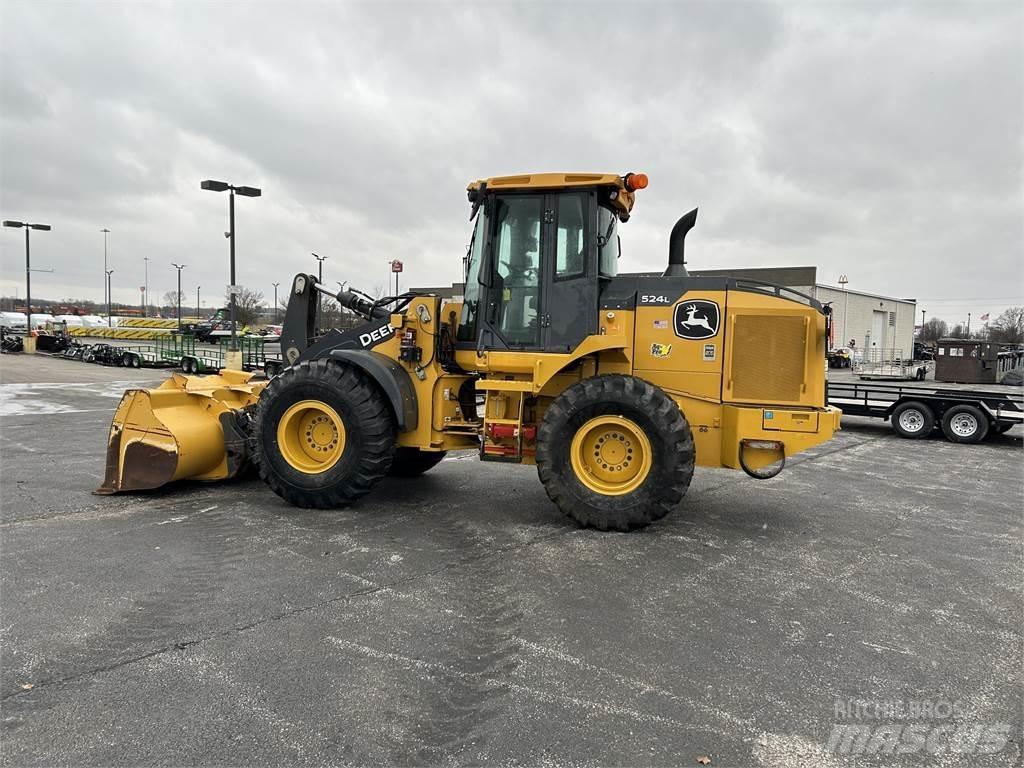 John Deere 524L Kolesni nakladalci