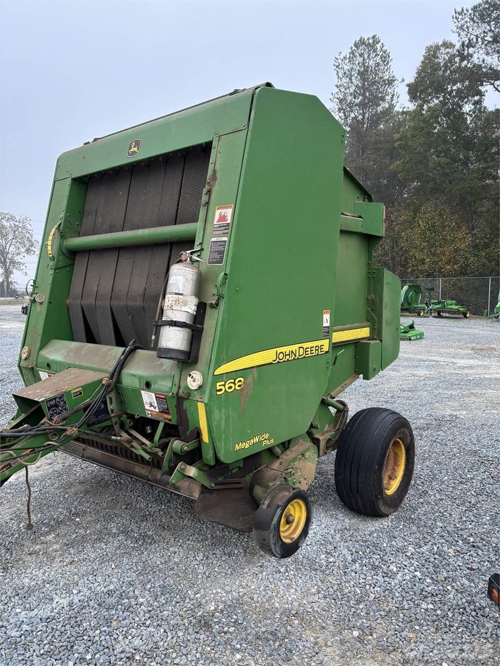 John Deere 568 Balirke (okrogle bale)