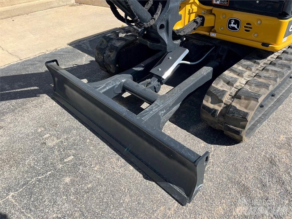 John Deere 60 P Mini bagri <7t