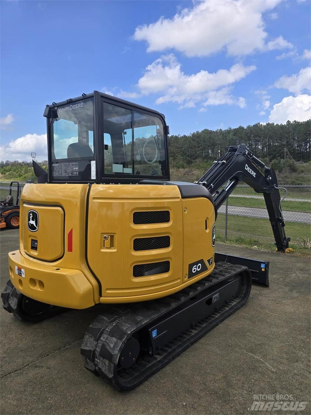 John Deere 60 P Mini bagri <7t