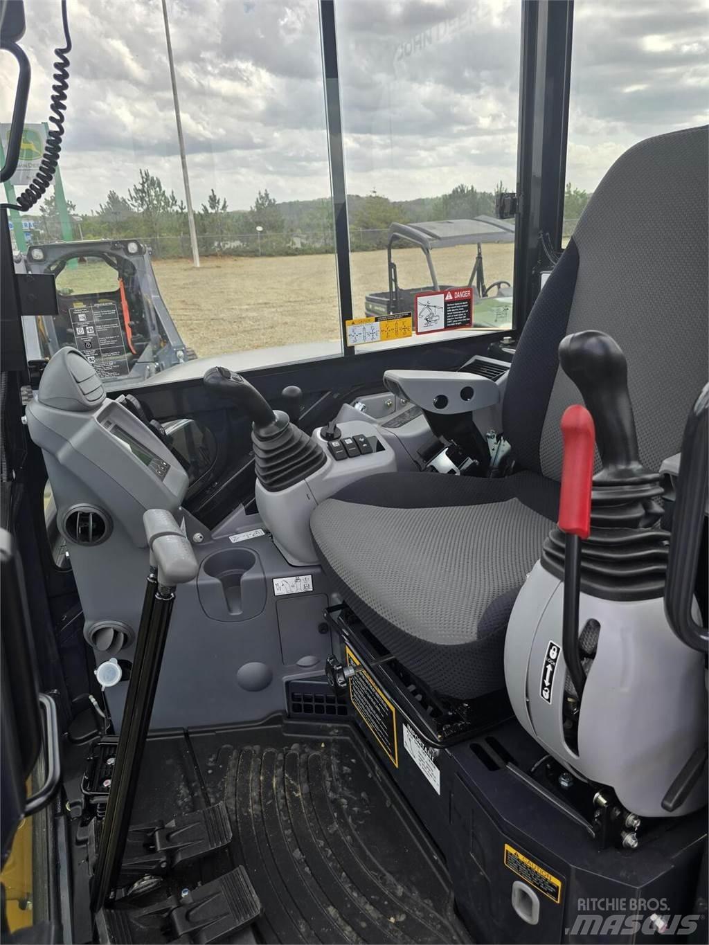 John Deere 60 P Mini bagri <7t