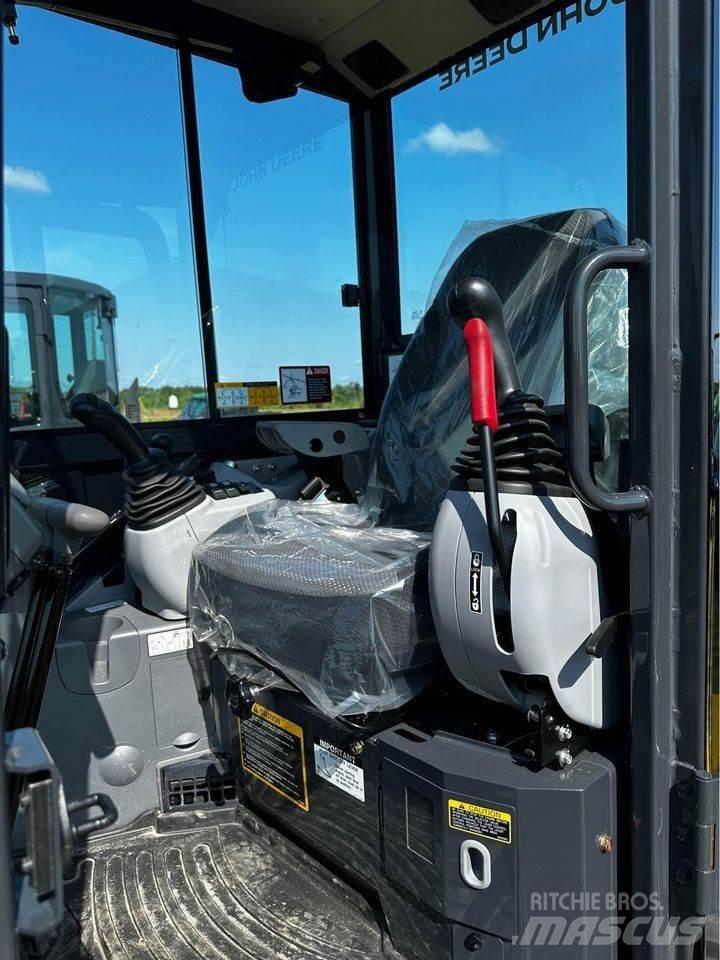 John Deere 60P Bagri goseničarji