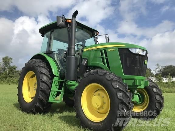 John Deere 6105E Traktorji