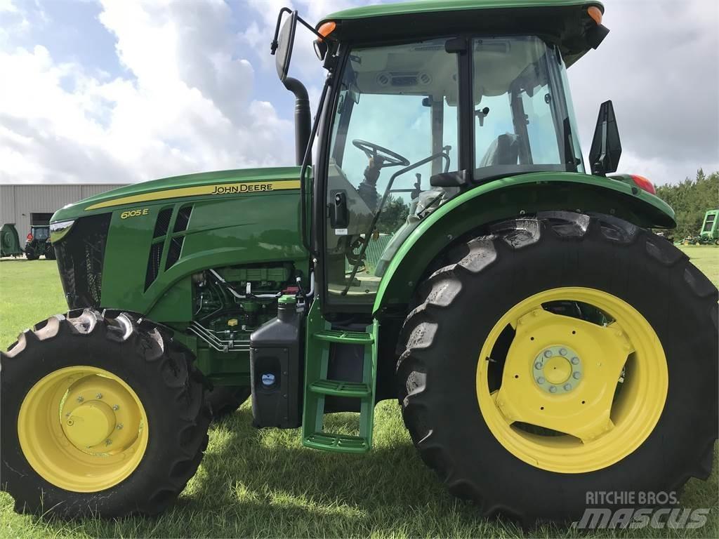 John Deere 6105E Traktorji