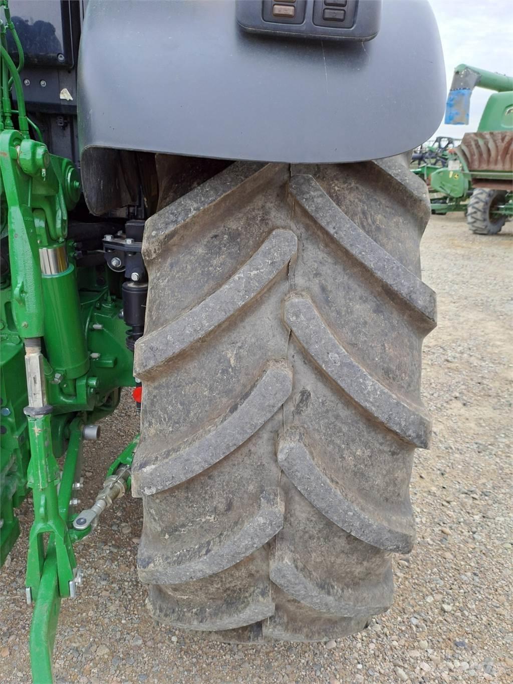 John Deere 6155M Traktorji