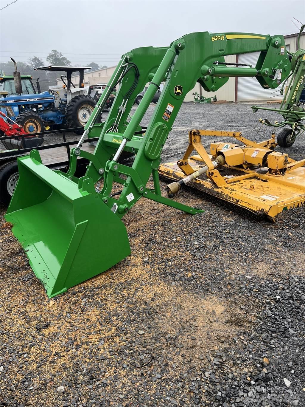 John Deere 620R Traktorji