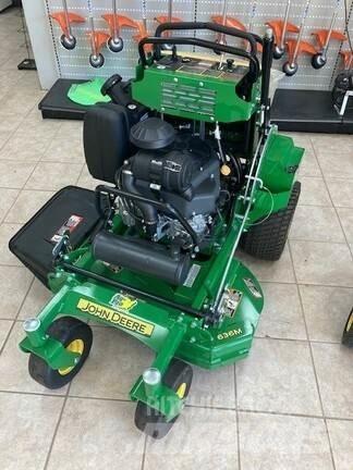 John Deere 636M Vrtni traktor kosilnice
