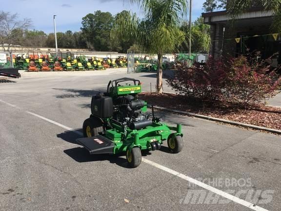 John Deere 648R Vrtni traktor kosilnice