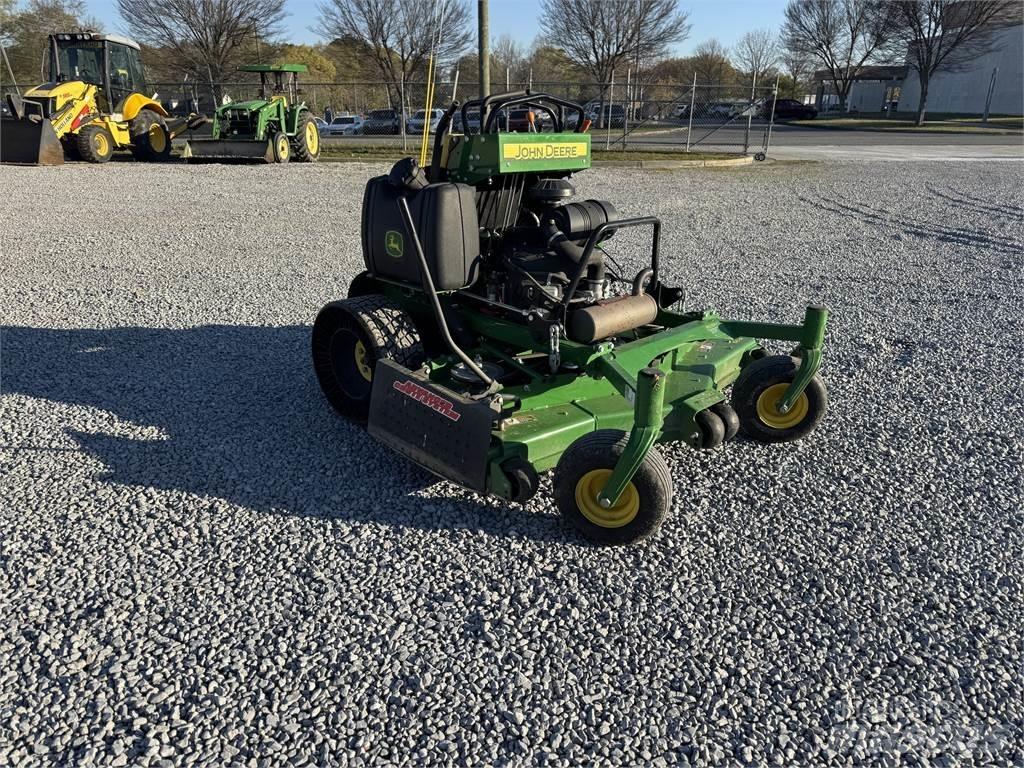 John Deere 661R Vrtni traktor kosilnice