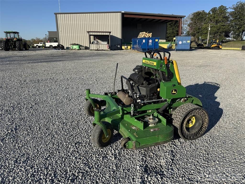 John Deere 661R Vrtni traktor kosilnice