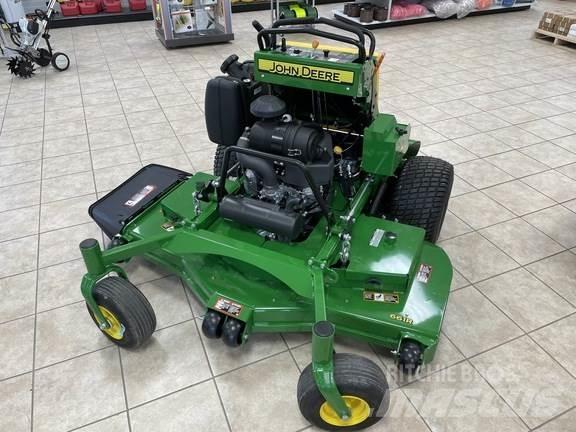 John Deere 661R Vrtni traktor kosilnice