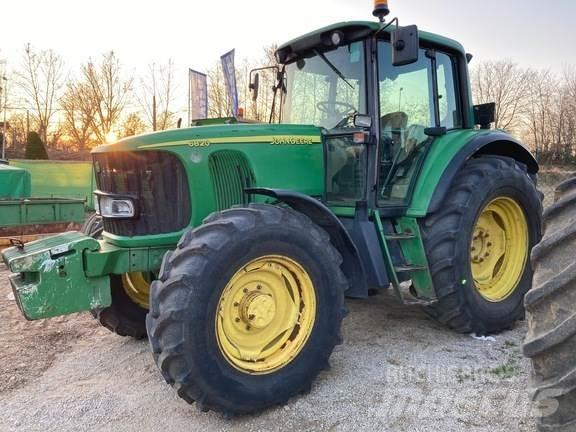 John Deere 6820 Traktorji