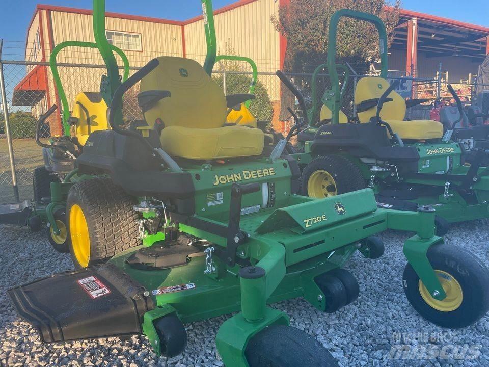 John Deere 720E Vrtne zero turn kosilnice