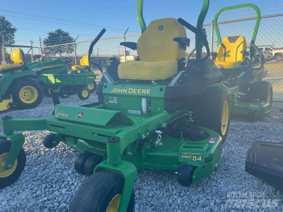 John Deere 720E Vrtne zero turn kosilnice
