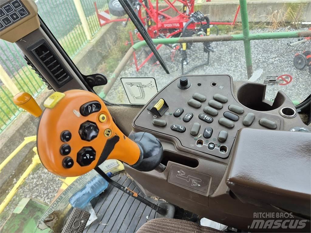 John Deere 7300 Kombajni za krmo