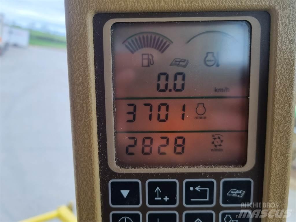 John Deere 7400 Kombajni za krmo