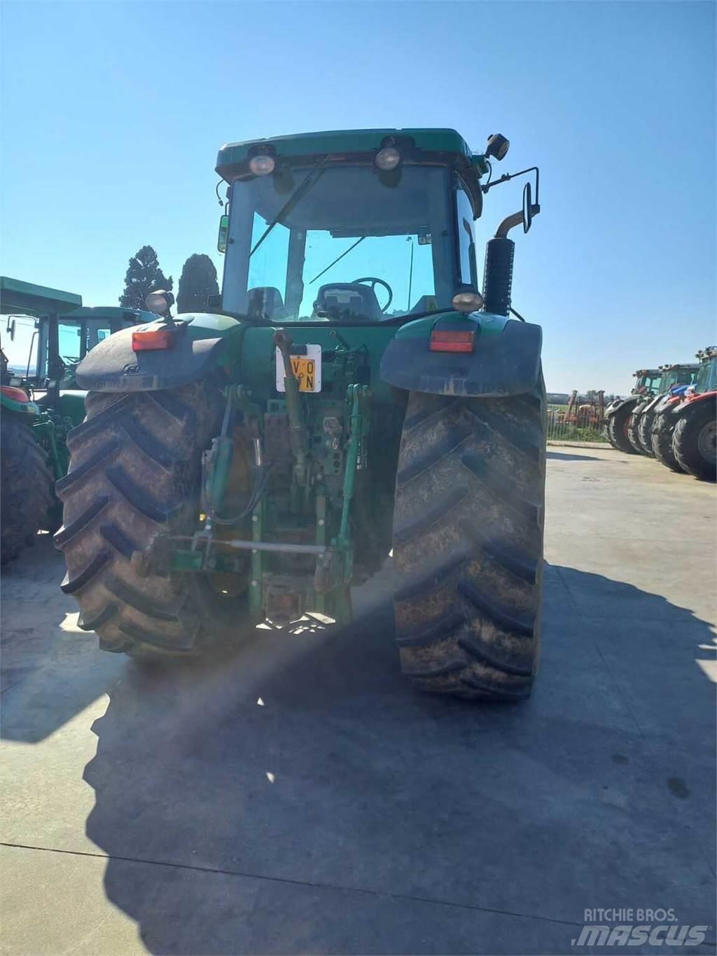 John Deere 7820 Traktorji