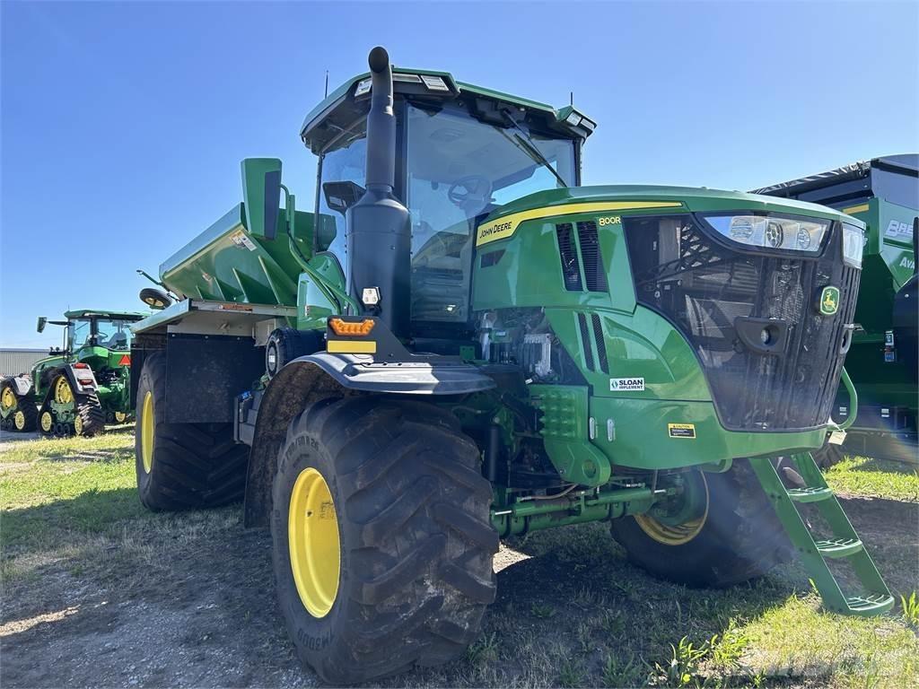 John Deere 800R Vlečne škropilnice