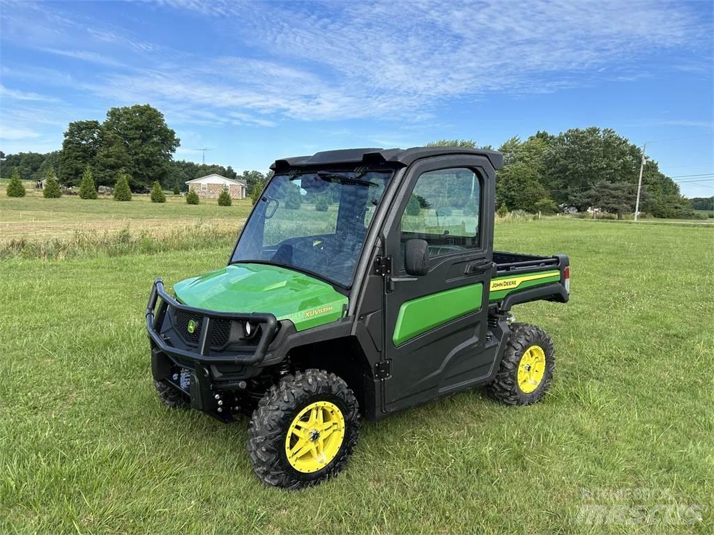 John Deere 835M Pomožni stroji