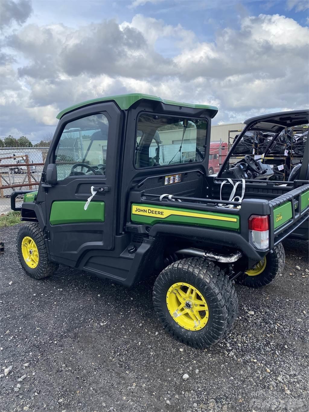 John Deere 835R Pomožni stroji