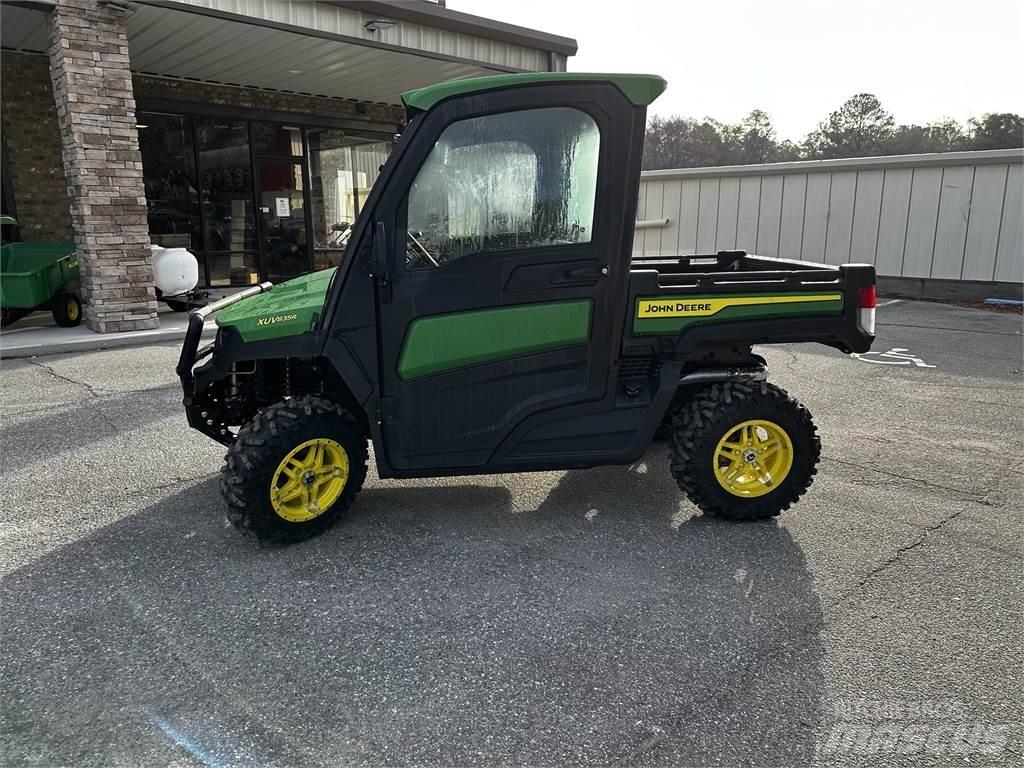 John Deere 835R Pomožni stroji