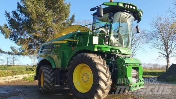 John Deere 8400 Kombajni za krmo