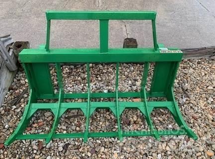 John Deere CR50 Grabeži
