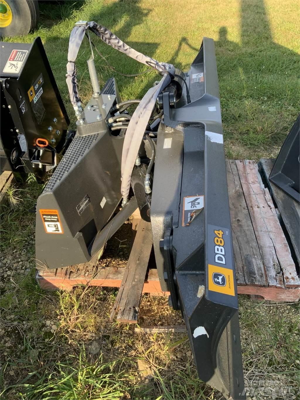 John Deere DB84 Gradbeništvo - drugo