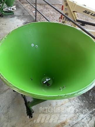 John Deere F/500 Vlečne škropilnice