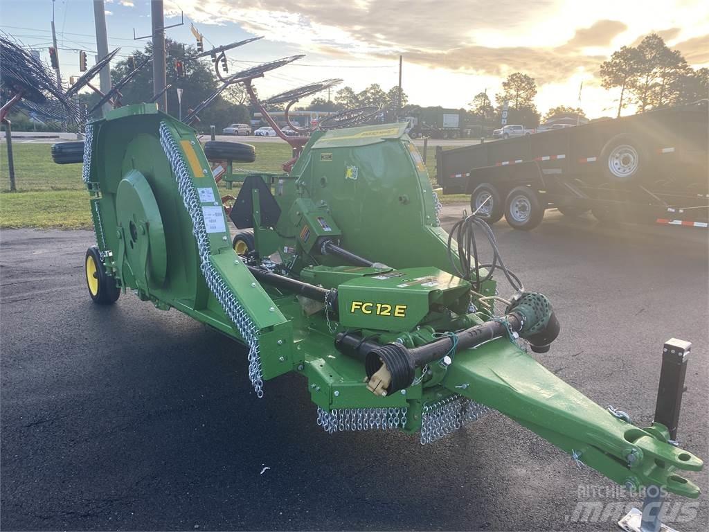 John Deere FC12E Rezač za bale, oprema za rezanje in odvijanje bal