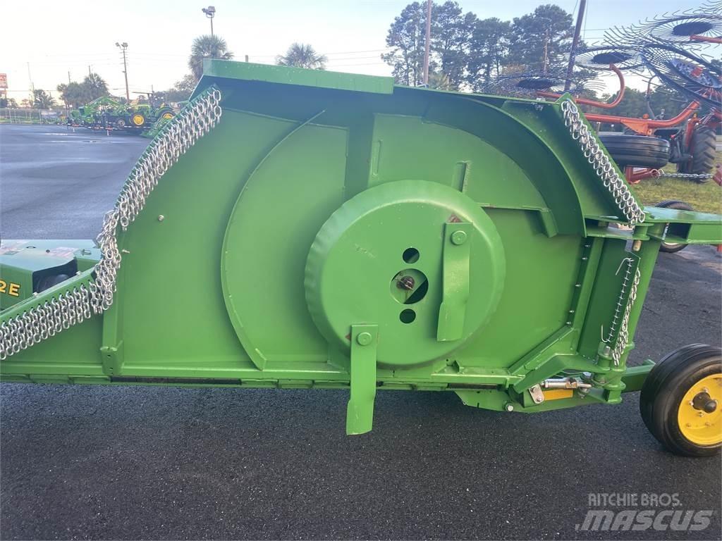 John Deere FC12E Rezač za bale, oprema za rezanje in odvijanje bal