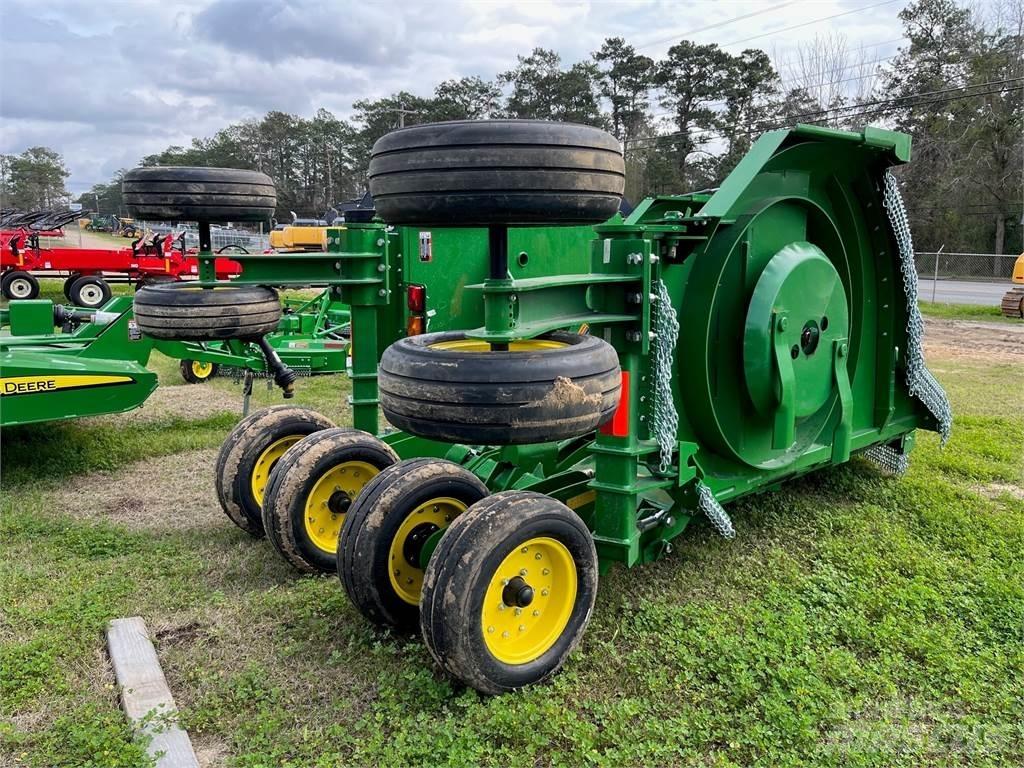 John Deere FC15R Rezač za bale, oprema za rezanje in odvijanje bal