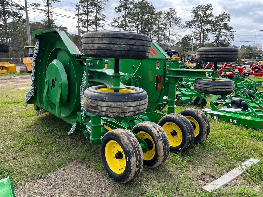 John Deere FC15R Rezač za bale, oprema za rezanje in odvijanje bal