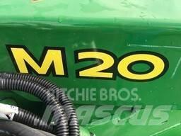 John Deere M20 Rezač za bale, oprema za rezanje in odvijanje bal