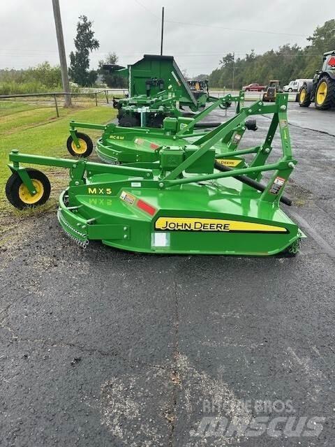 John Deere MX5 Rezač za bale, oprema za rezanje in odvijanje bal