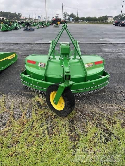 John Deere MX5 Rezač za bale, oprema za rezanje in odvijanje bal