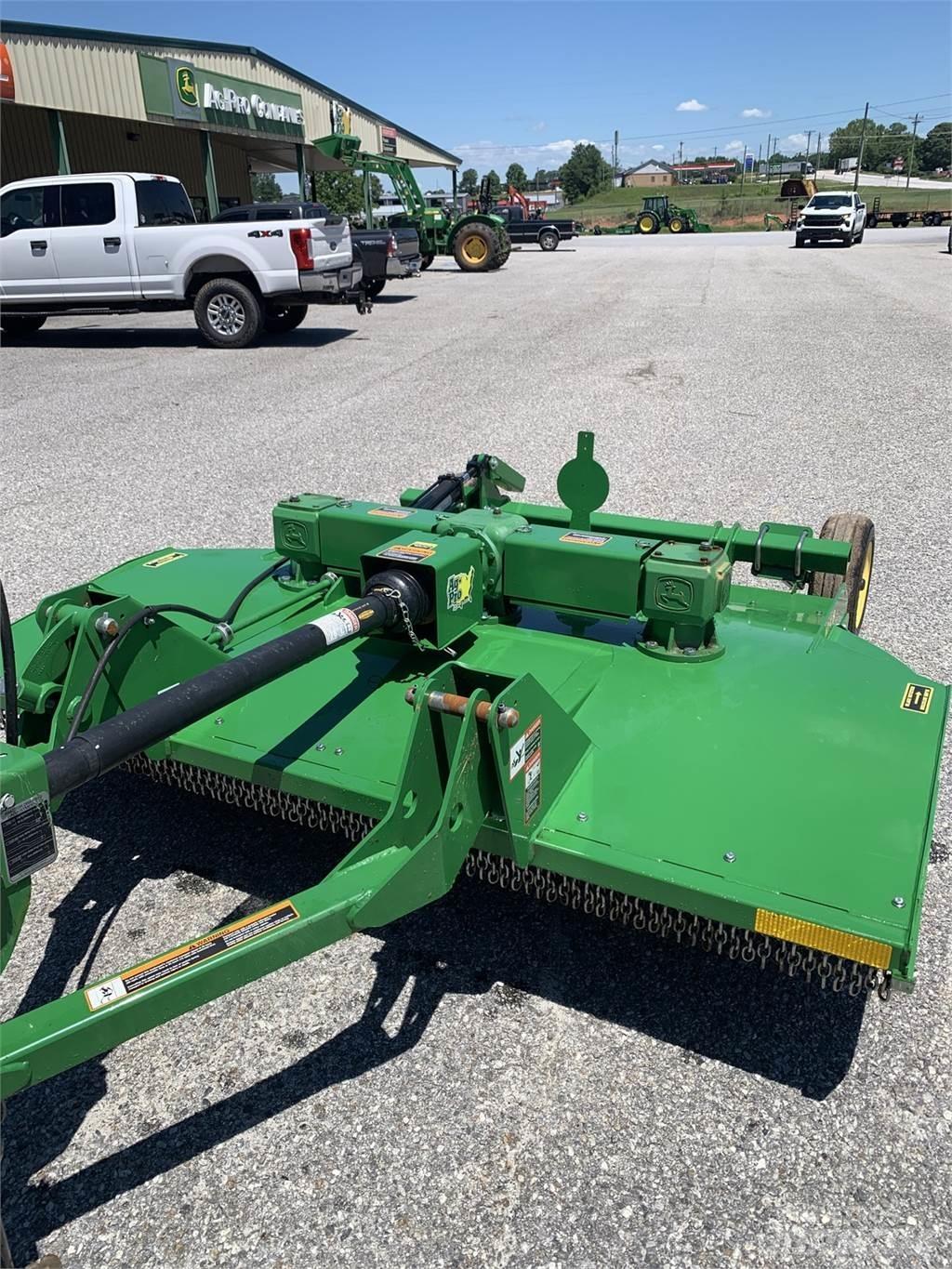 John Deere MX8 Rezač za bale, oprema za rezanje in odvijanje bal
