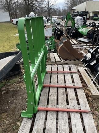 John Deere NA Rezač za bale, oprema za rezanje in odvijanje bal