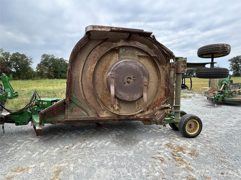 John Deere r20 Rezač za bale, oprema za rezanje in odvijanje bal