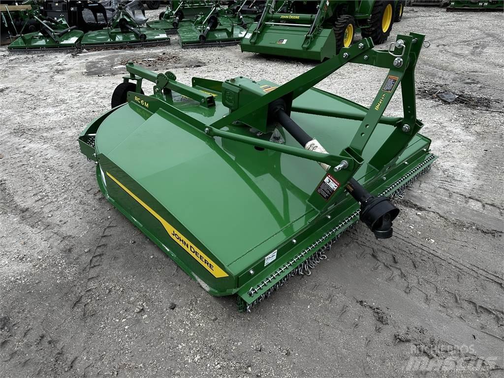 John Deere RC6M Rezač za bale, oprema za rezanje in odvijanje bal