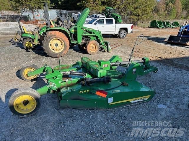 John Deere RC8M Rezač za bale, oprema za rezanje in odvijanje bal