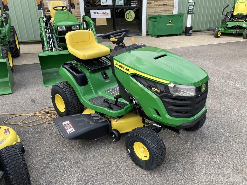 John Deere S100 Vrtni traktor kosilnice