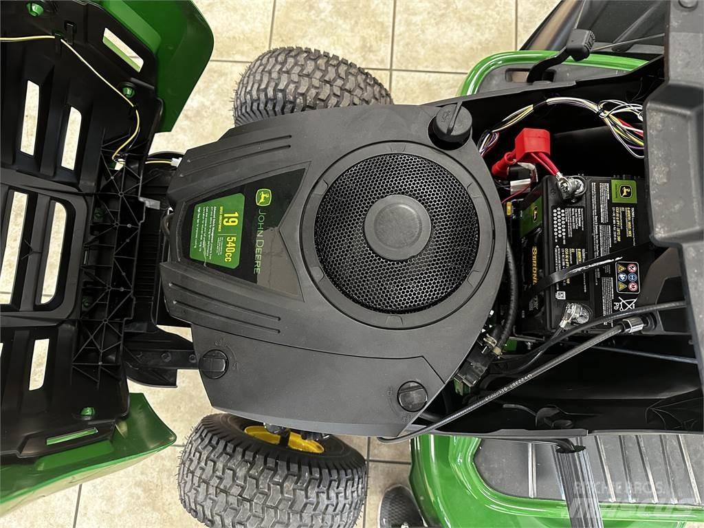 John Deere S110 Vrtni traktor kosilnice