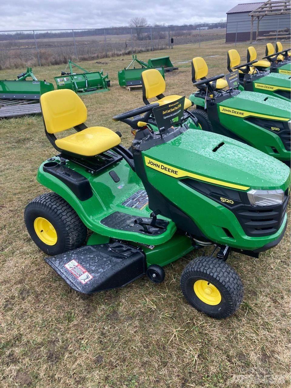 John Deere s120 Vrtni traktor kosilnice