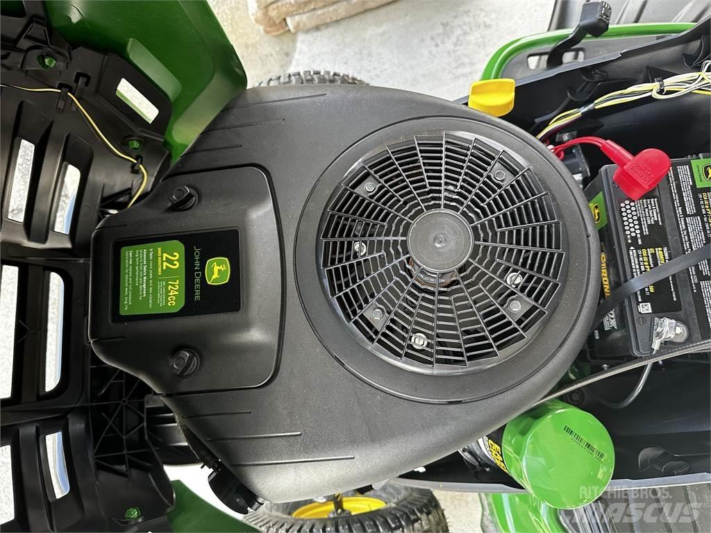 John Deere S130 Vrtni traktor kosilnice