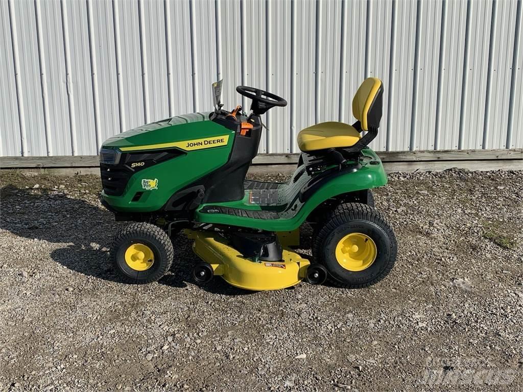 John Deere S140 Vrtni traktor kosilnice