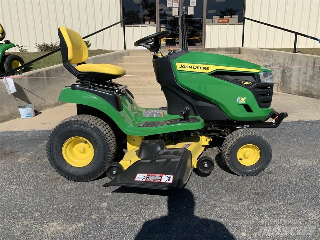 John Deere S140 Vrtni traktor kosilnice