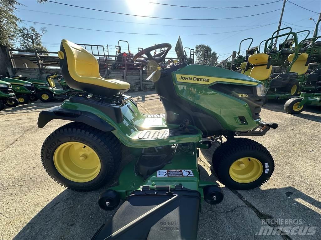 John Deere S180 Manjši traktorji