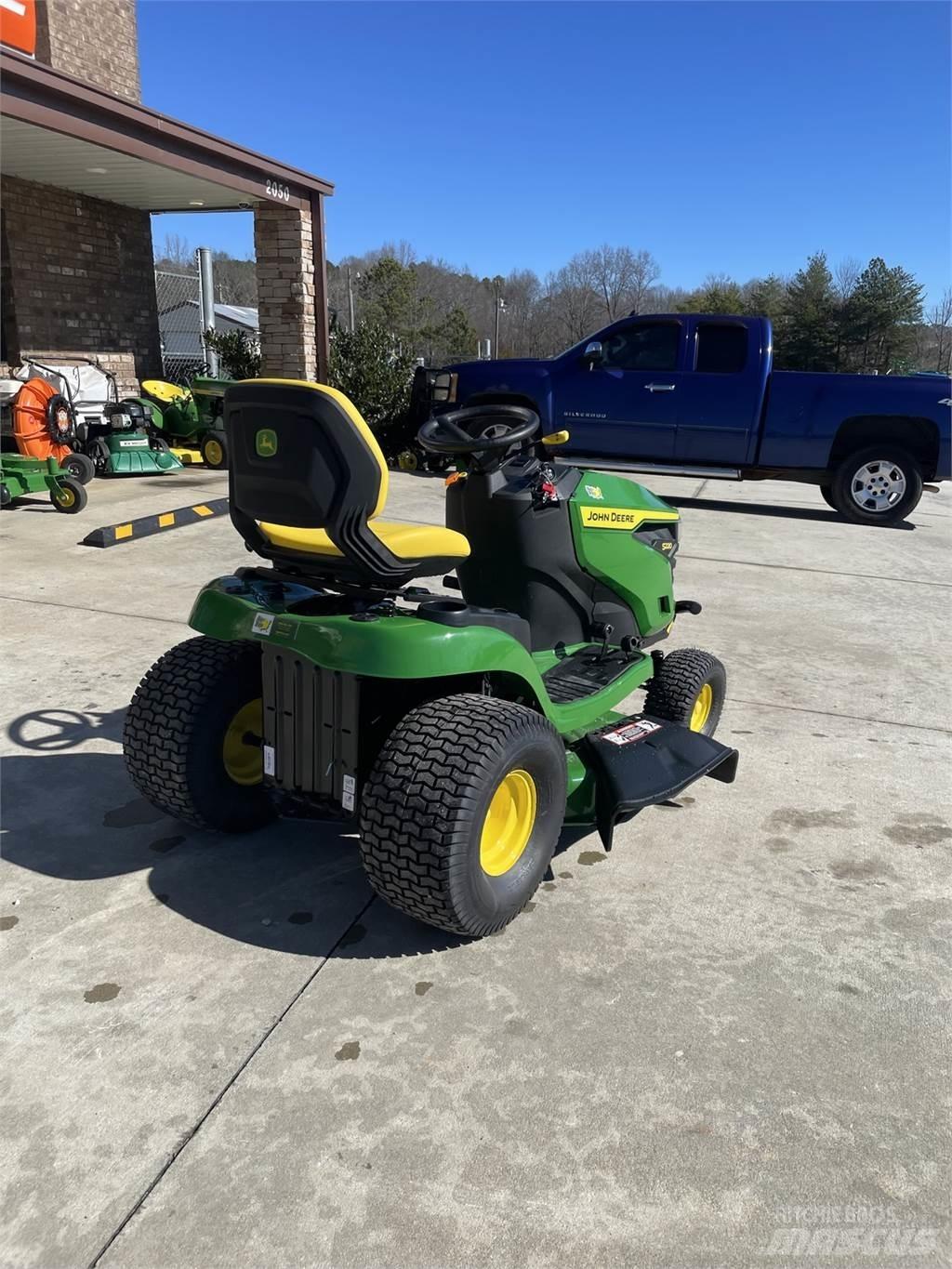 John Deere S220 Vrtni traktor kosilnice
