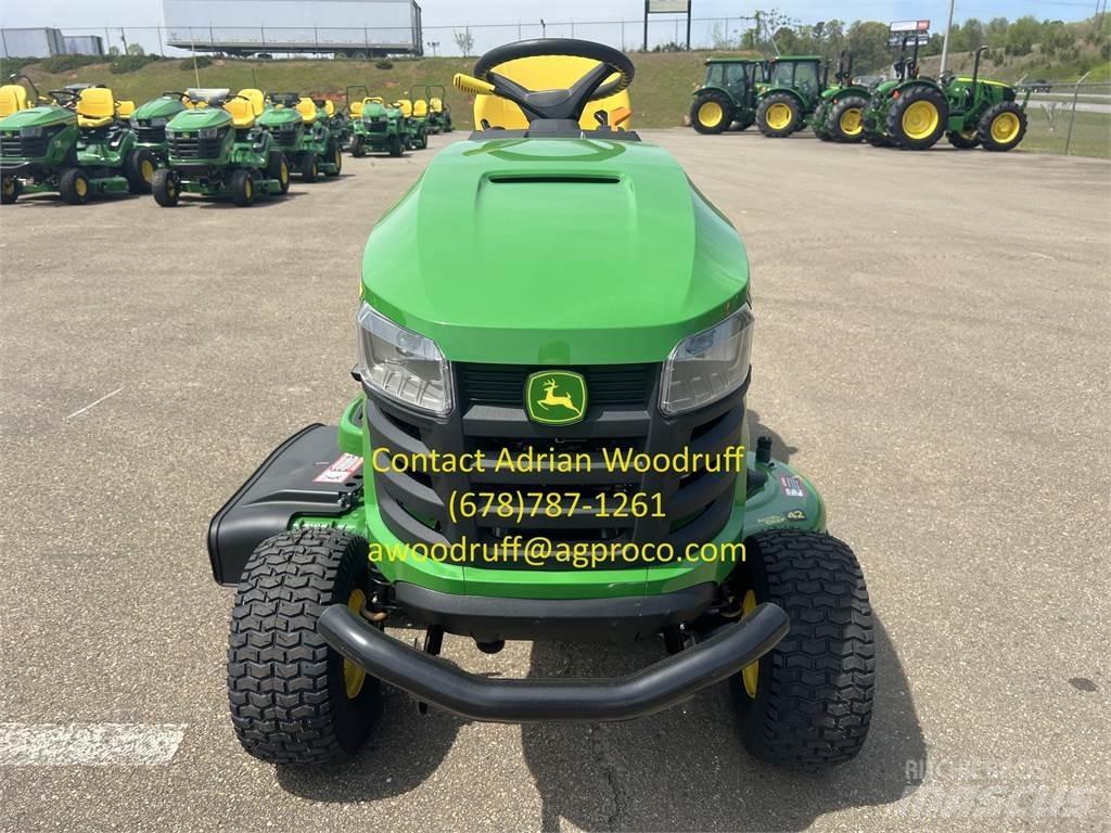 John Deere S220 Vrtni traktor kosilnice